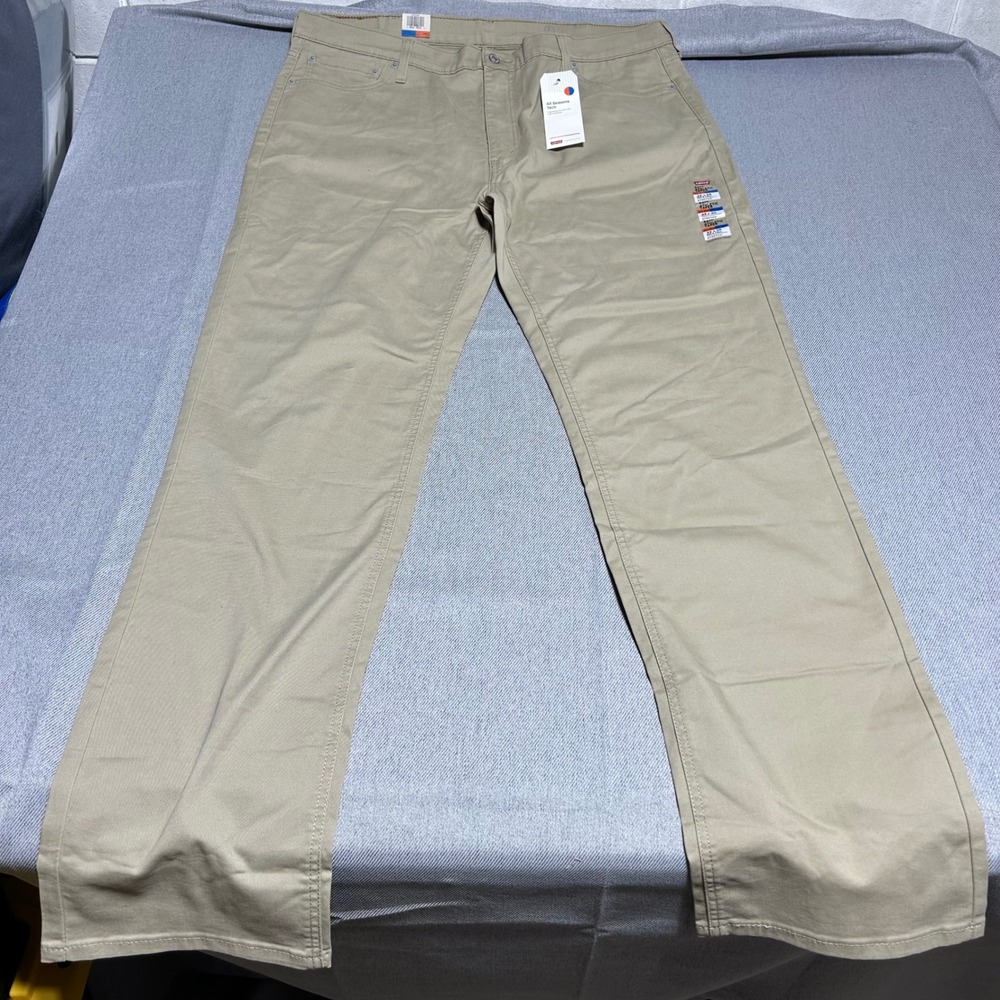 Levis Mens 541 Athletic Taper 42x38 Tan All Seasons Tech Stretch Chino Pants